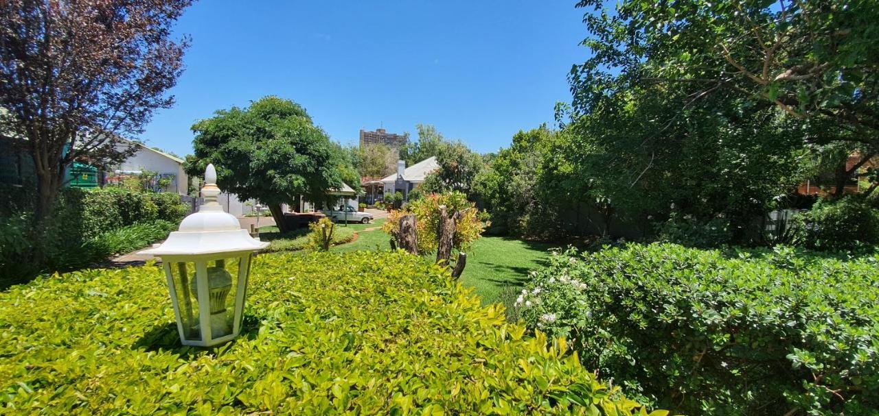 Acacia Westdene B&B Bloemfontein Exterior photo