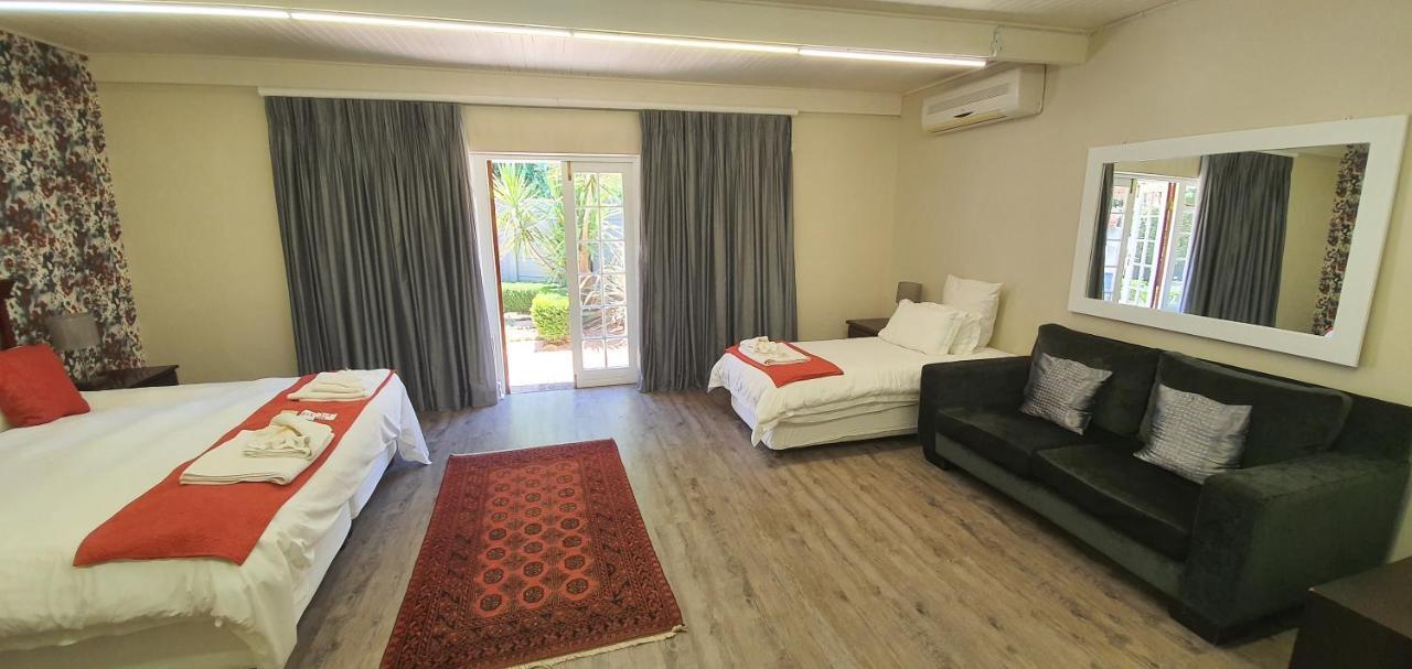 Acacia Westdene B&B Bloemfontein Exterior photo